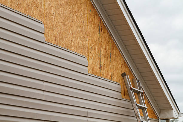 Professional Siding Contractor technician working in Trenton, NJ